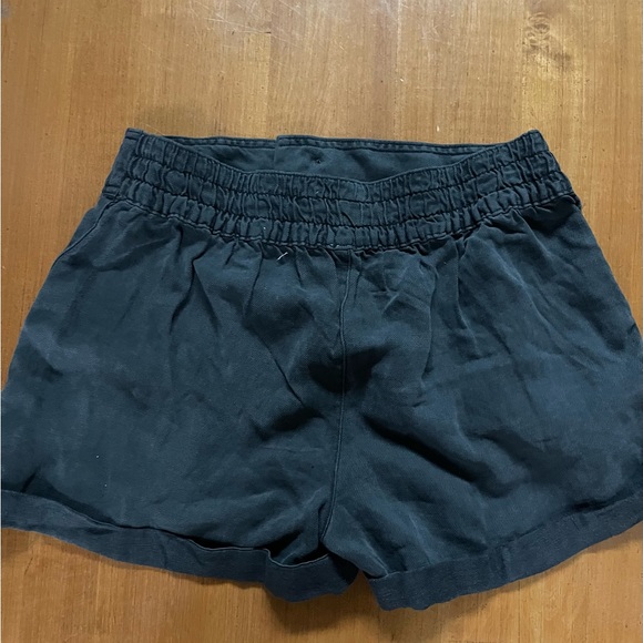 aerie button up shorts - Picture 2 of 4